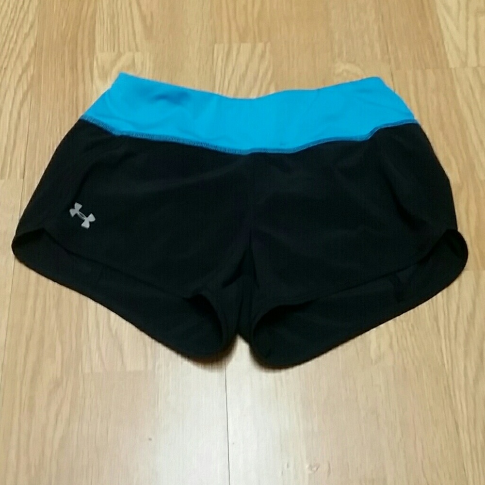 Under Armour Semi-Fitted Black & Teal XS Shorts